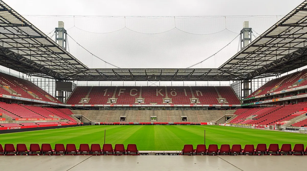 RheinEnergieStadion, Köln — arhivska fotografija