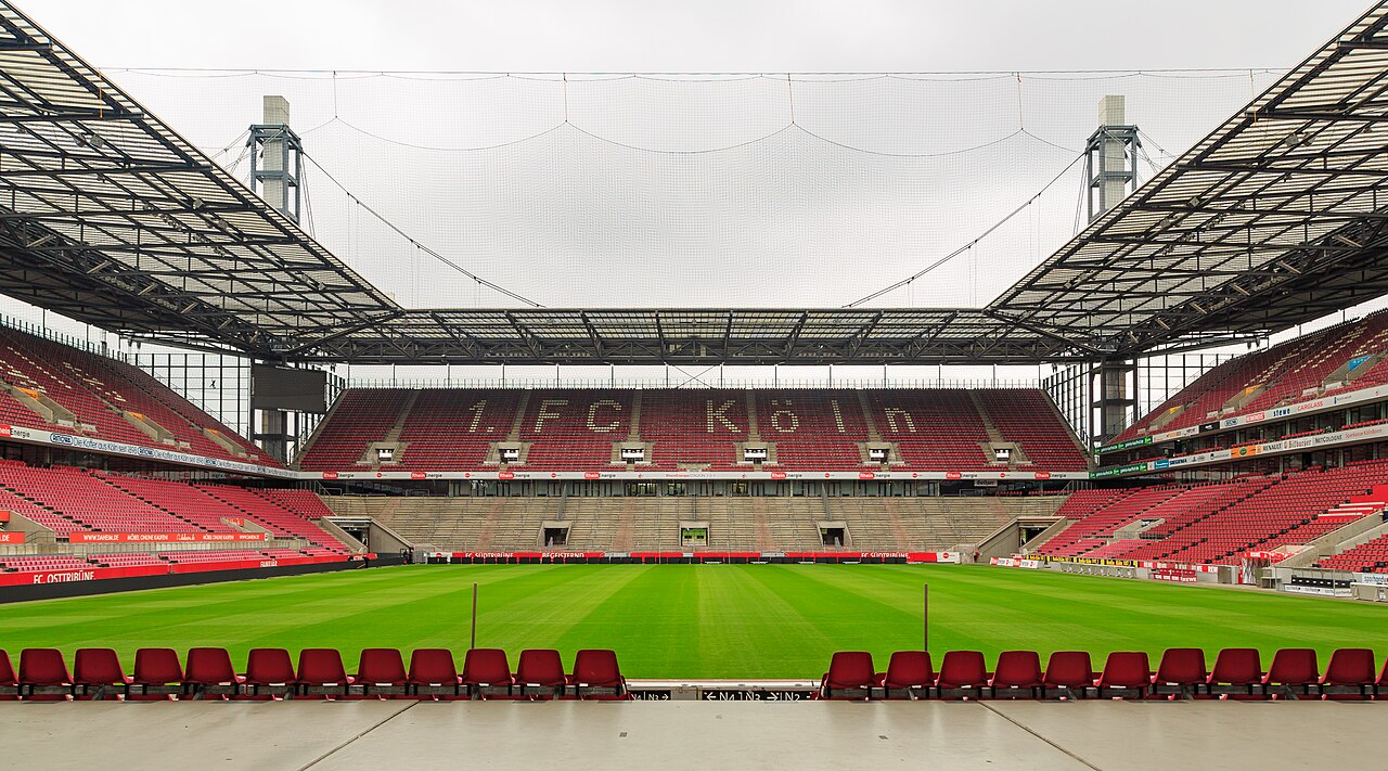 RheinEnergieStadion, Köln — arhivska fotografija